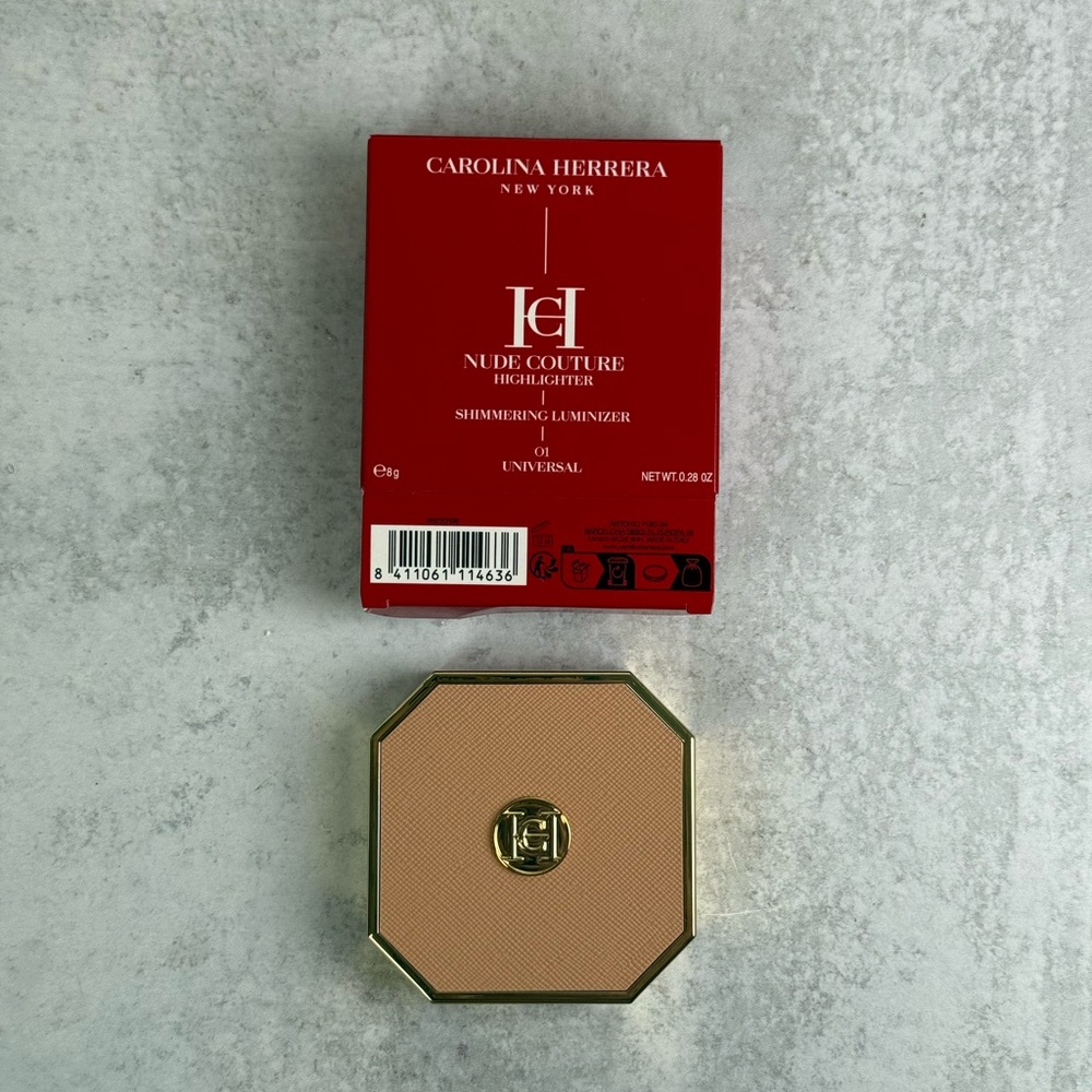 Carolina Herrera Nude Couture Highlighter, Shimmering Lumminizer, Universal